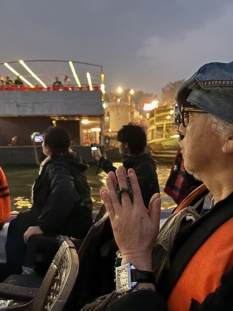 ベナレスの夜とインダス河の朝、サルナートへ。