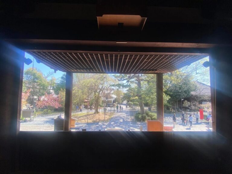 お釈迦様のお誕生日の千本釈迦堂